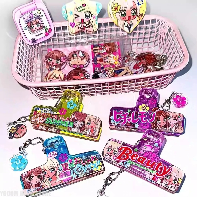 Kitchen Gadgets Vintage - Pendentif en résine vintage Showa Anime