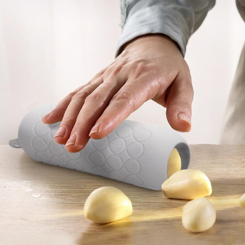 Tube éplucheur d'ail en Silico - Kitchen Gadgets For Small Kitchens avis et prix