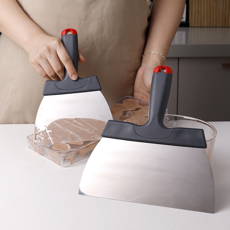 Grattoir à pâte en acier inoxy - Kitchen Gadget Amazon avis et prix