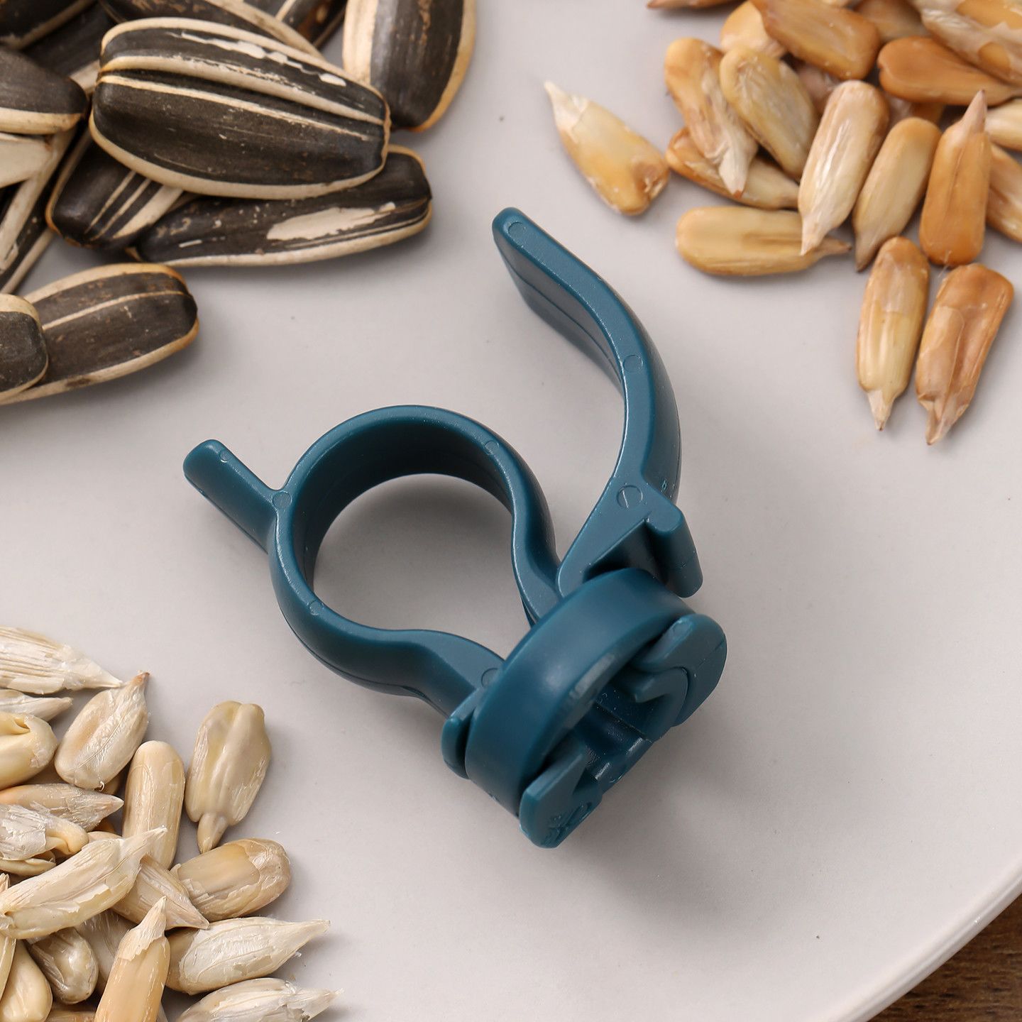 Lot de 4 décortiqueurs de noix - Kitchen Gadgets For Small Kitchens avis et prix