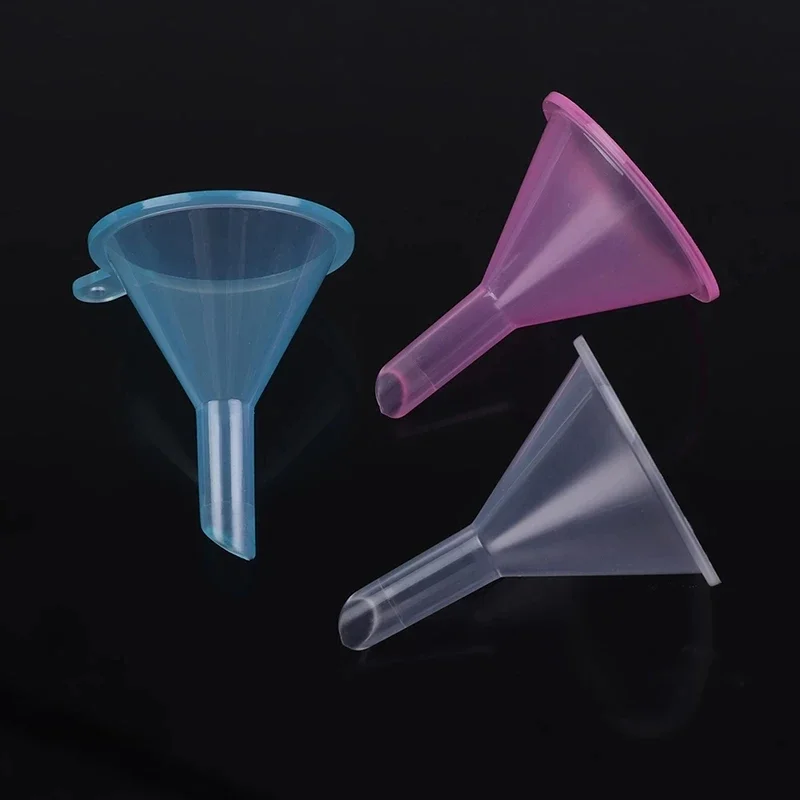 Mini entonnoirs en plastique p - Kitchen Gadgets For Small Kitchens avis et prix